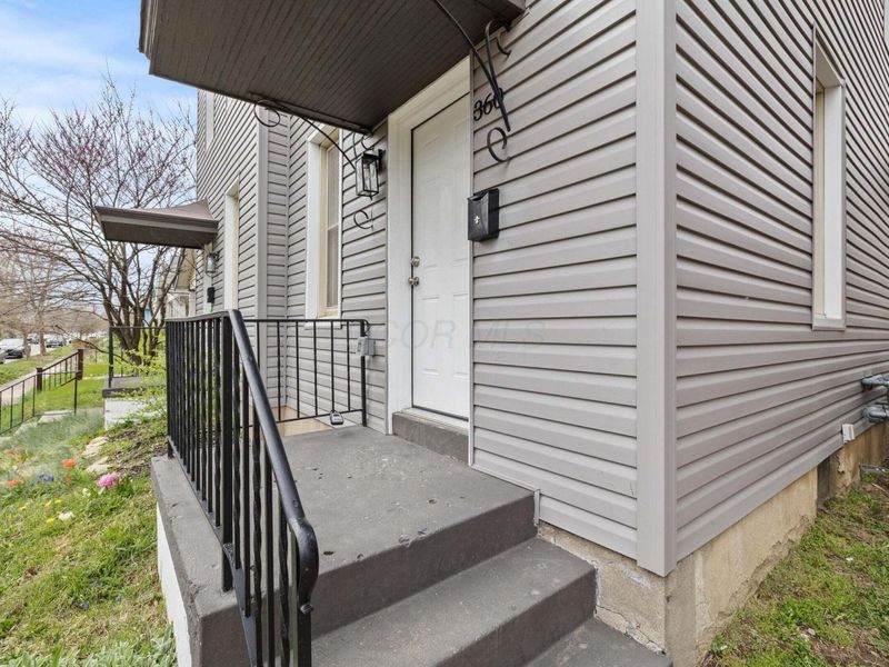 Columbus, OH 43207 Photo 2