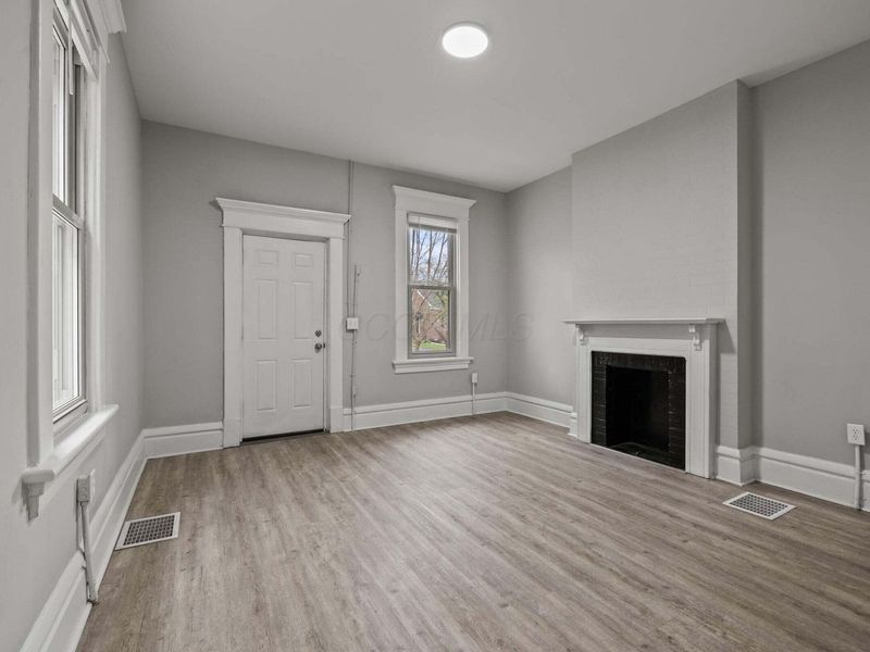 358-360 E Markison Avenue, Columbus, OH 43207 Photo 6