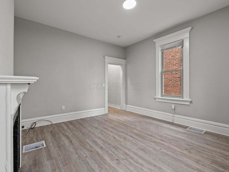 358-360 E Markison Avenue, Columbus, OH 43207 Photo 7