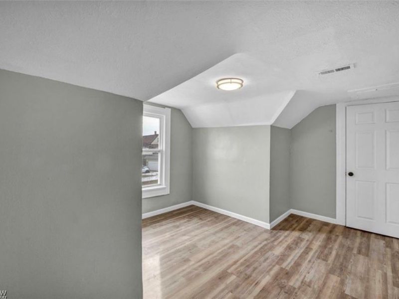 3062 W 51st Street, Cleveland, OH 44102 Photo 12