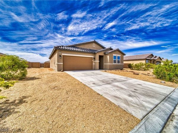 3557 E Polk Avenue , Pahrump, NV 89061