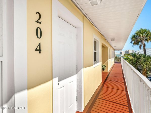 130 Roosevelt Avenue , Unit 204, Satellite Beach, FL 32937