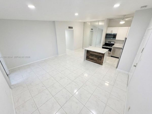 7857 Ashmont Cir , Unit 213, Tamarac, FL 33321