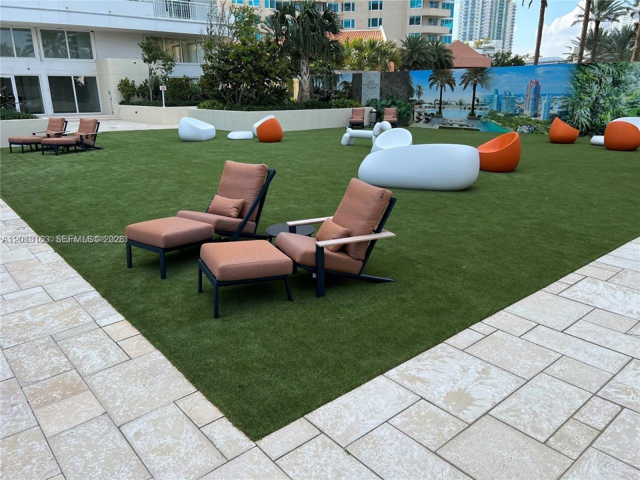 400 S Pointe Dr , Unit 707, Miami Beach, FL 33139 Photo