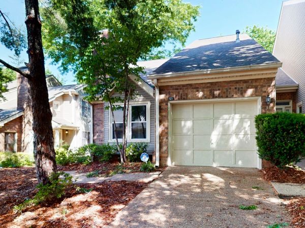 521 Belair Way , Nashville, TN 37215
