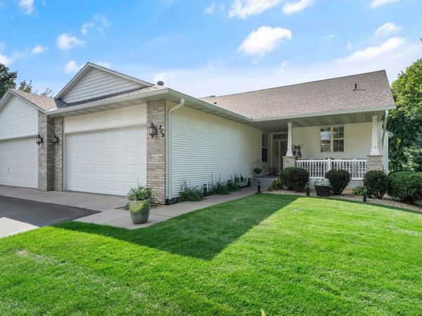 809 Woodduck Drive , Woodbury, MN 55125
