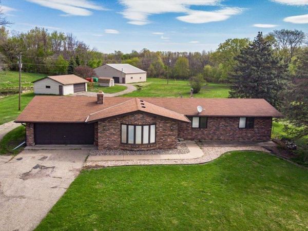 20340 Judicial Road , Lakeville, MN 55044