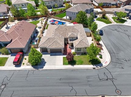 10555 Hampton Creek Drive, Reno, NV 89521 Photo
