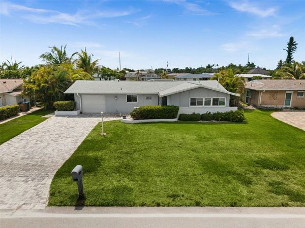 3014 SE 17TH AVENUE , CAPE CORAL, FL 33904