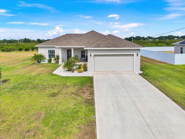 621 PALMDALE AVENUE , AVON PARK, FL 33825