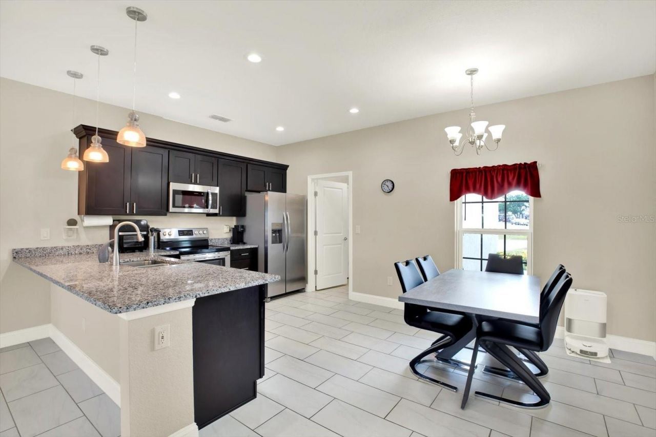 621 Palmdale Avenue , Avon Park, FL 33825 Photo