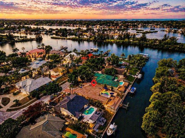 1114 MARINA DRIVE , TARPON SPRINGS, FL 34689