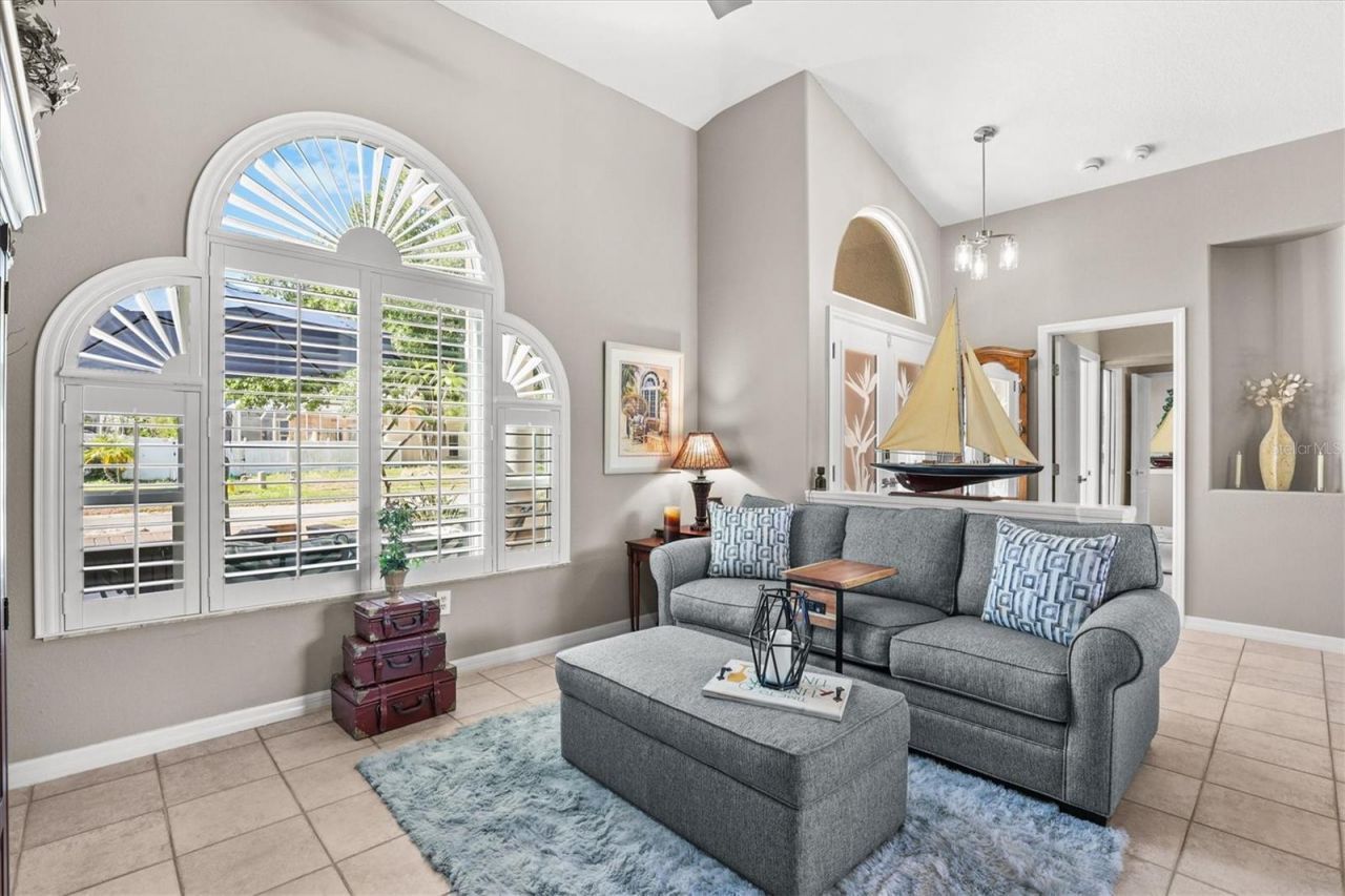 1114 Marina Drive, Tarpon Springs, FL 34689 Photo