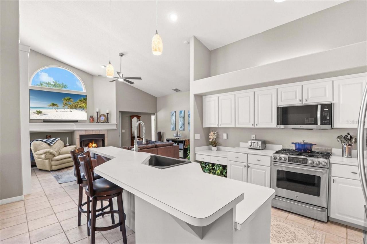 1114 Marina Drive, Tarpon Springs, FL 34689 Photo