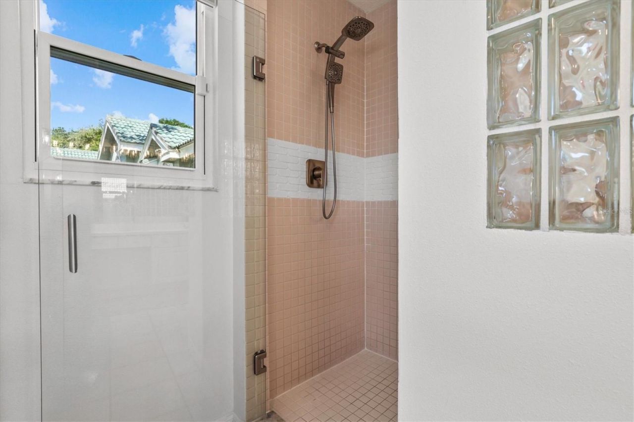 1114 Marina Drive, Tarpon Springs, FL 34689 Photo