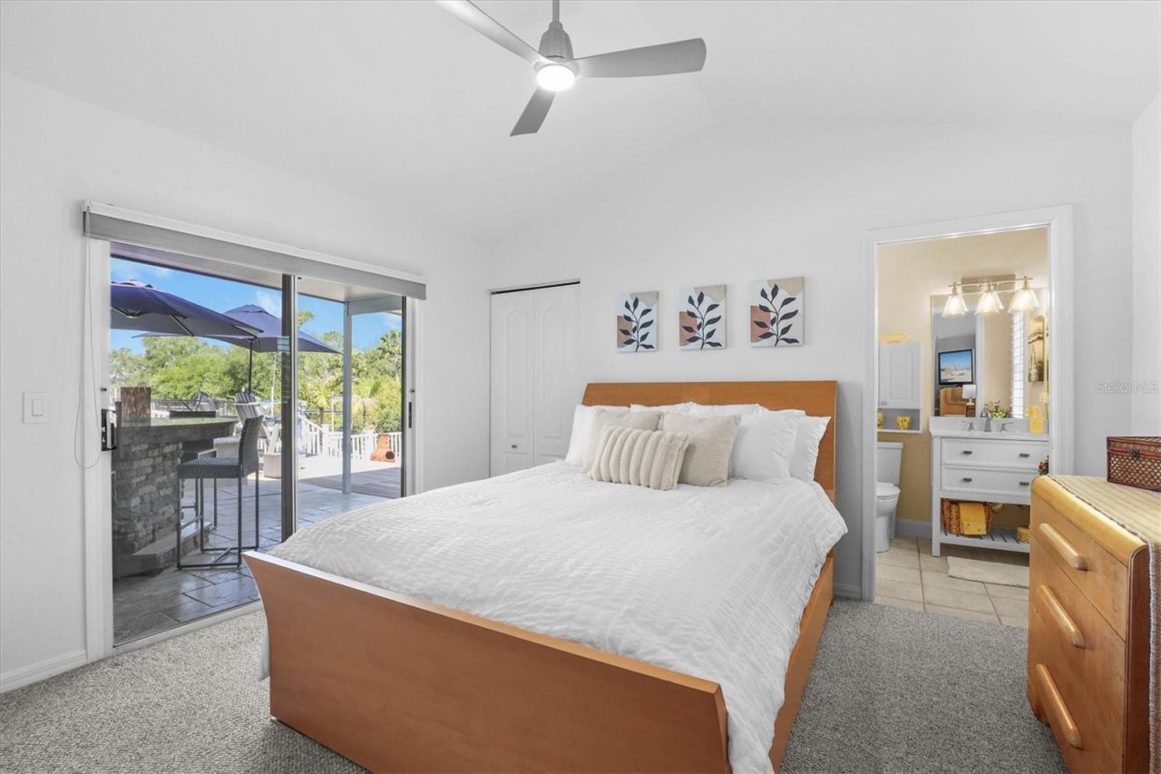 1114 Marina Drive, Tarpon Springs, FL 34689 Photo