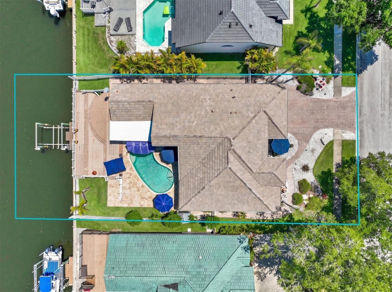 1114 Marina Drive, Tarpon Springs, FL 34689 Photo