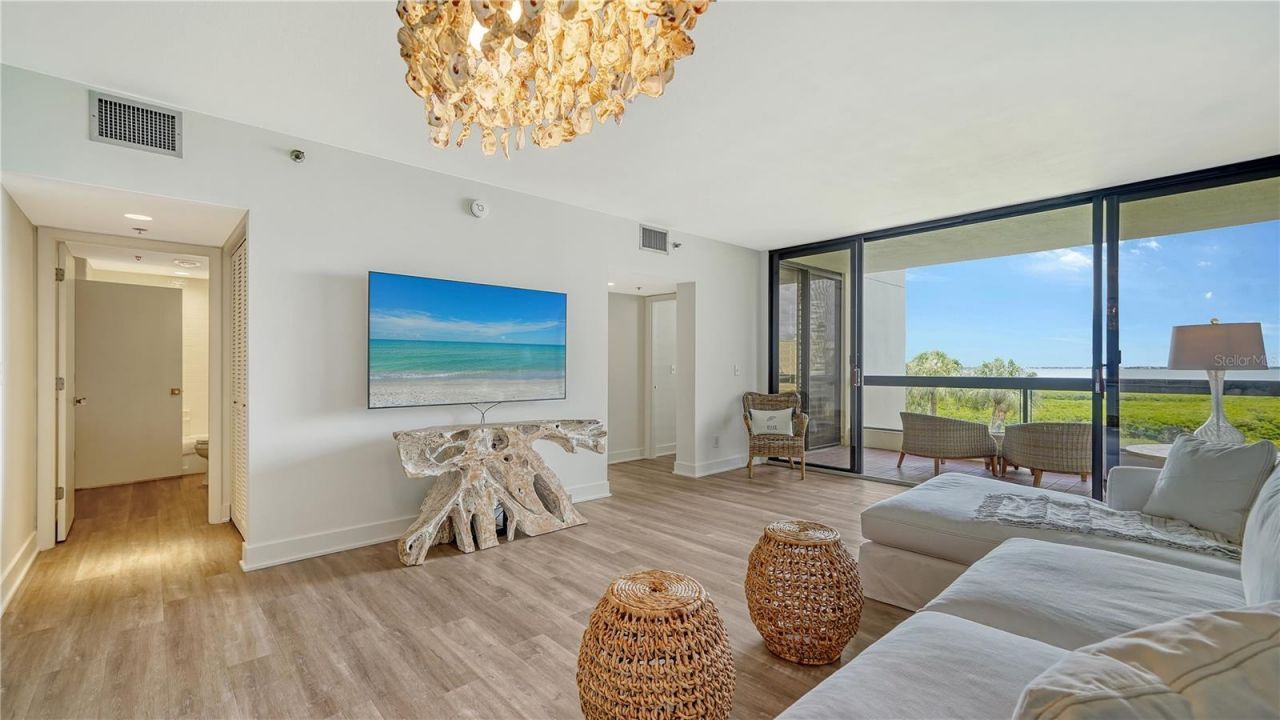 1930 Harbourside Drive, Unit 122, Longboat Key, FL 34228 Photo