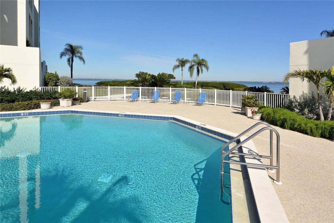 1930 Harbourside Drive, Unit 122, Longboat Key, FL 34228 Photo