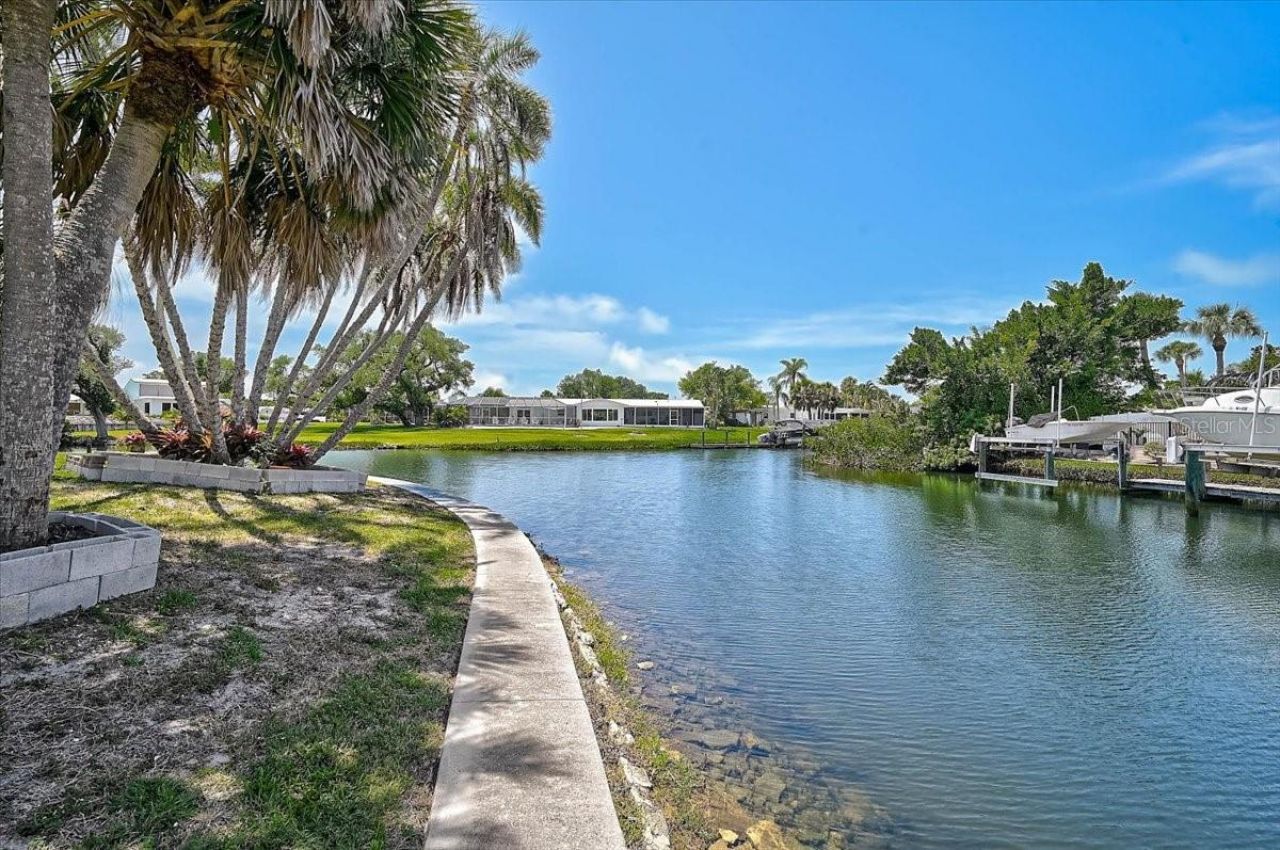 135 Tina Island Drive, Osprey, FL 34229 Photo