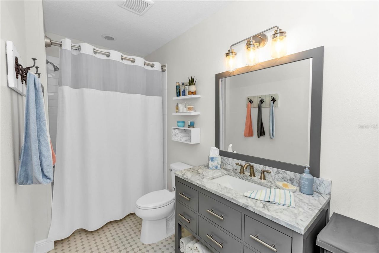 36751 Barrington Drive, Eustis, FL 32736 Photo