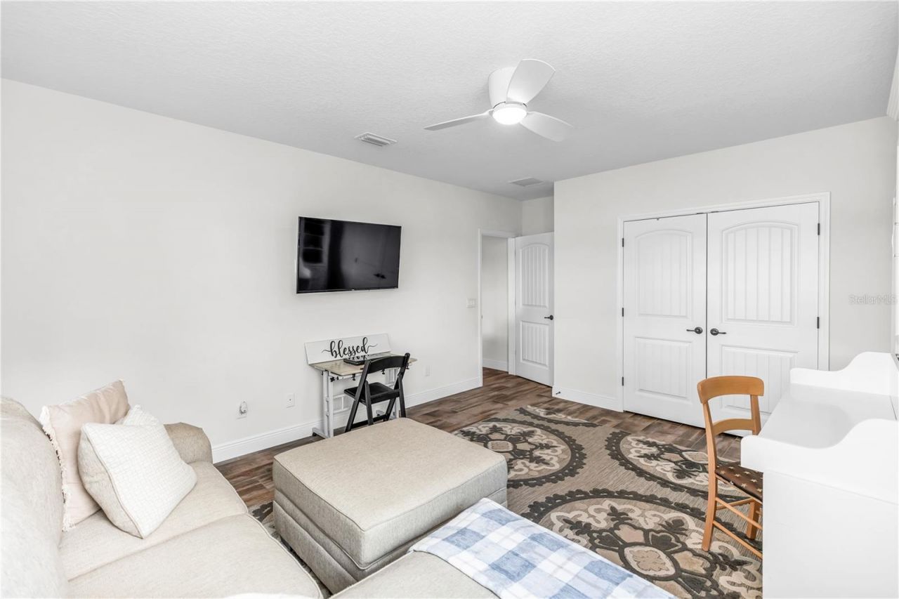 36751 Barrington Drive, Eustis, FL 32736 Photo