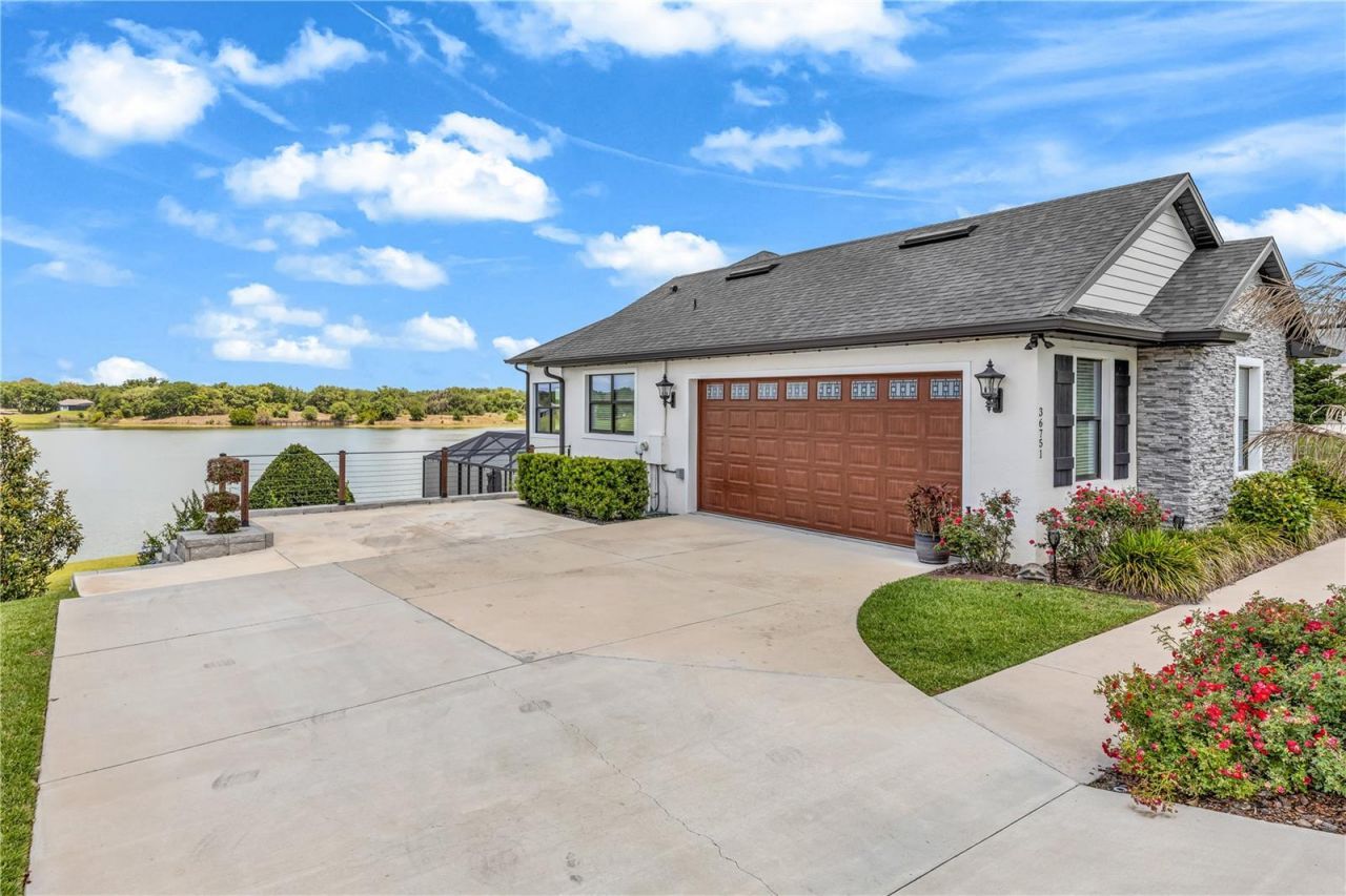 36751 Barrington Drive, Eustis, FL 32736 Photo