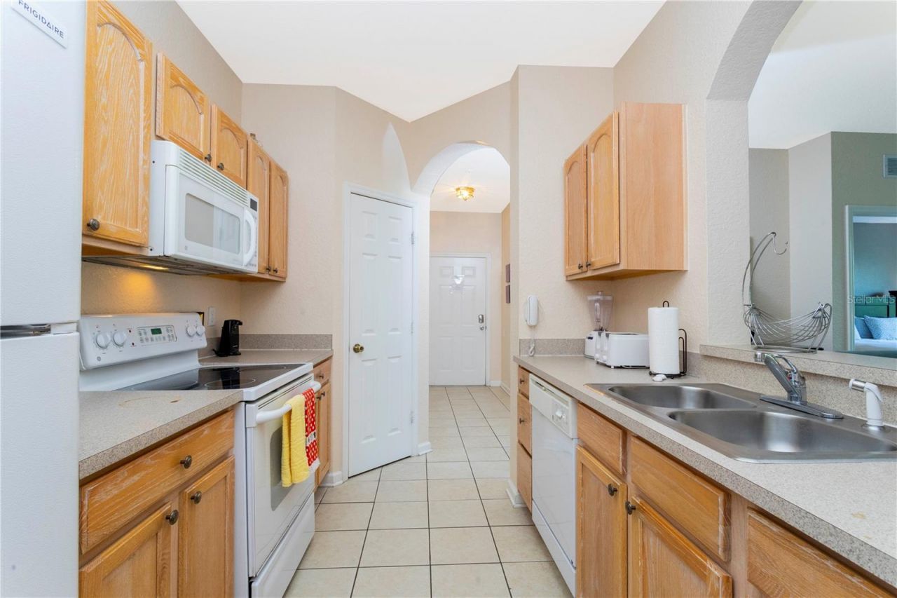 2813 Almaton Loop , Unit 301, Kissimmee, FL 34747 Photo