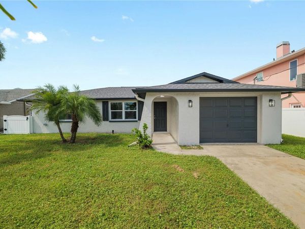 6617 HARBOR DRIVE , HUDSON, FL 34667