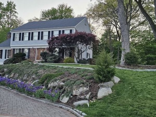 309 Paul Ct, Wyckoff, NJ 07481