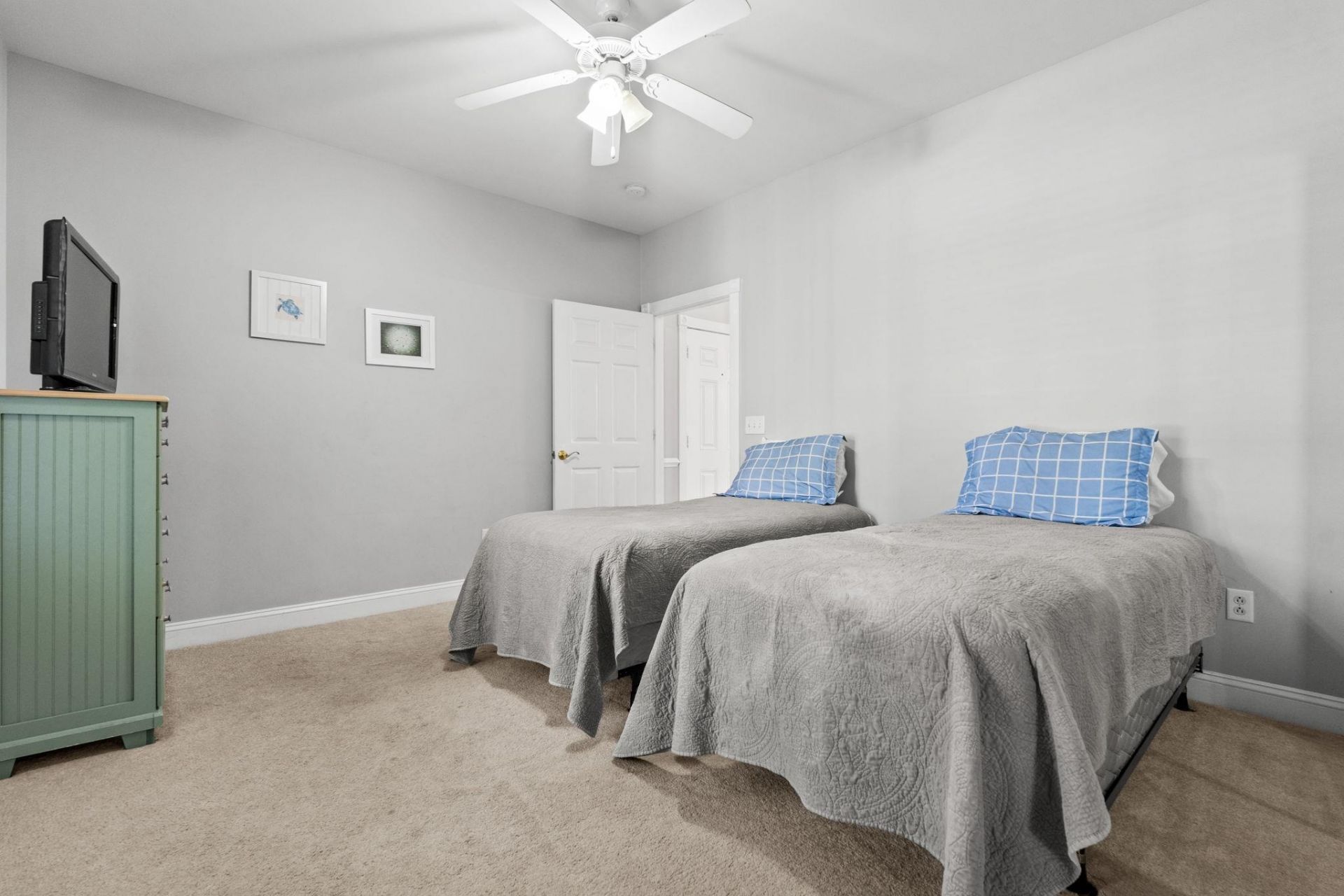 4861 Luster Leaf Circle  Photo 20