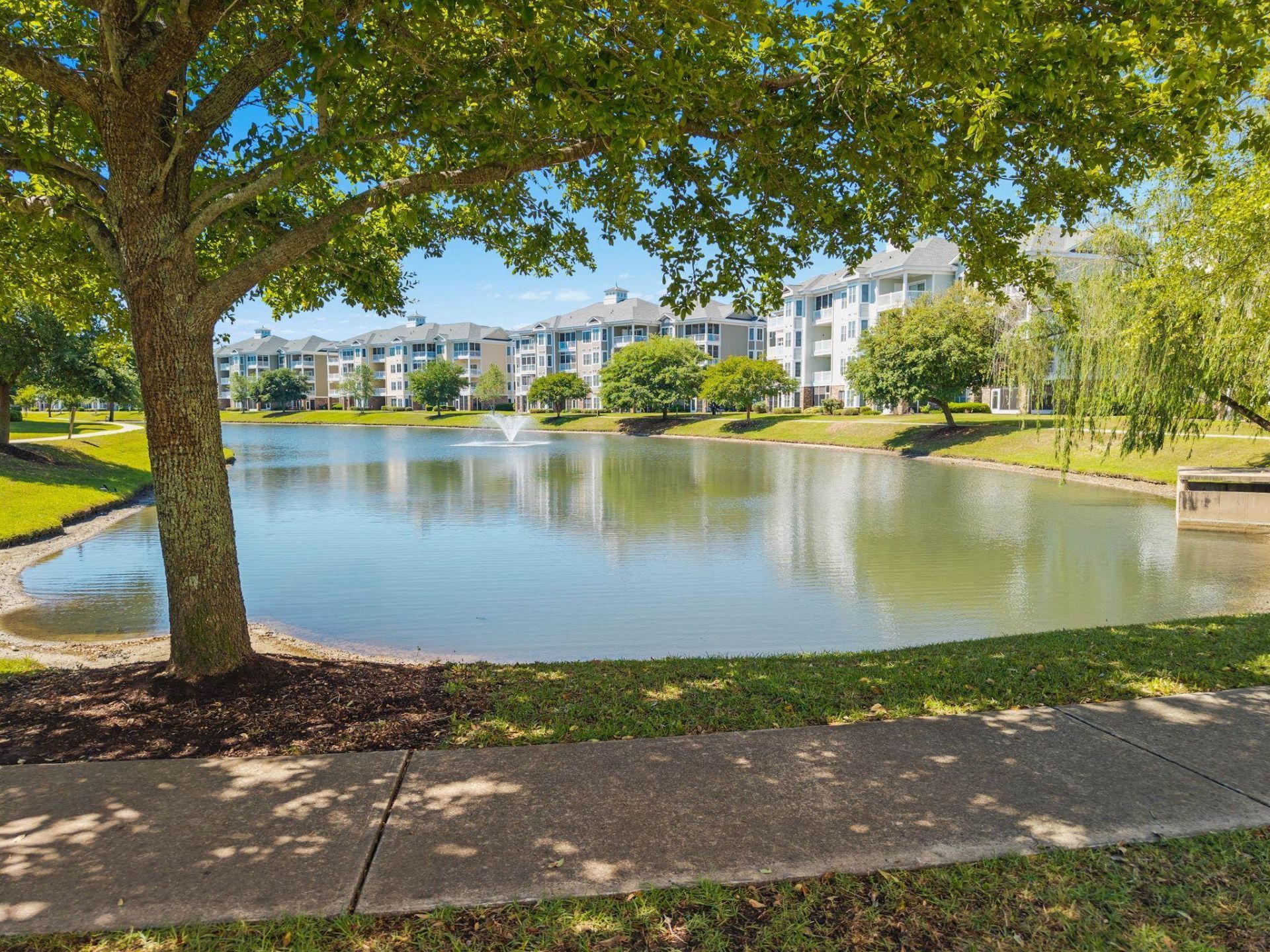 4861 Luster Leaf Circle  Photo 29