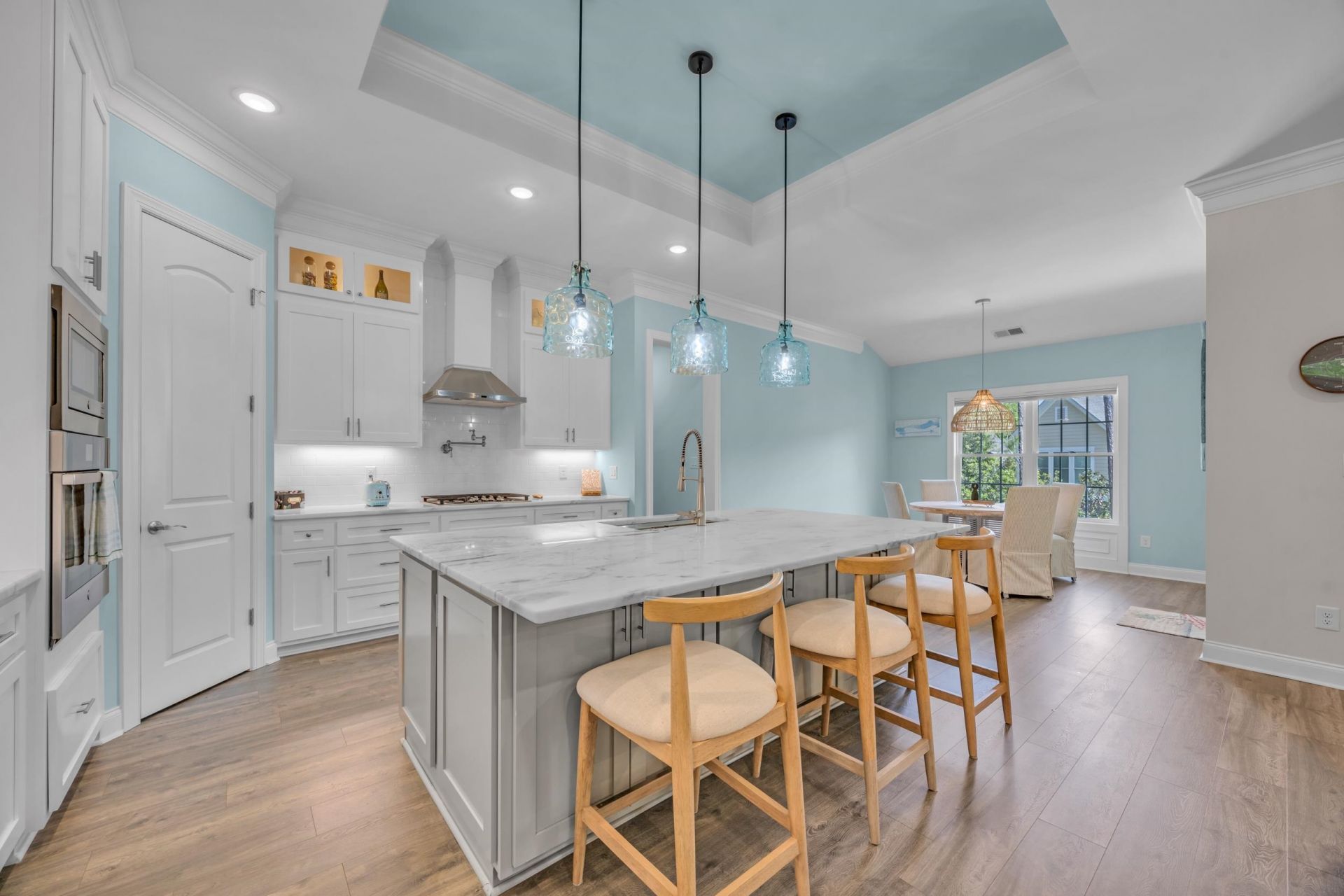 181 Highwood Circle Photo 17