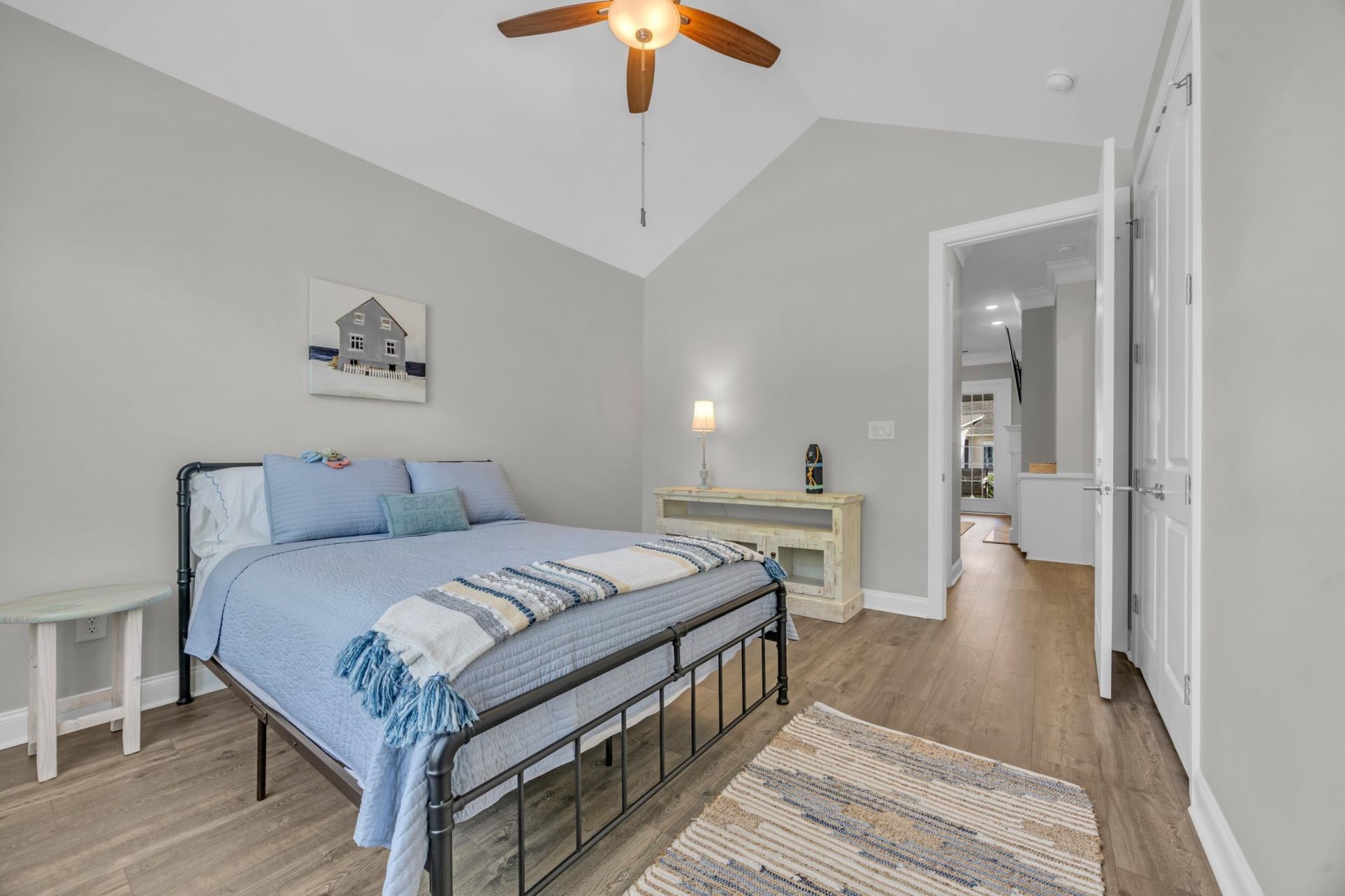181 Highwood Circle Photo 32
