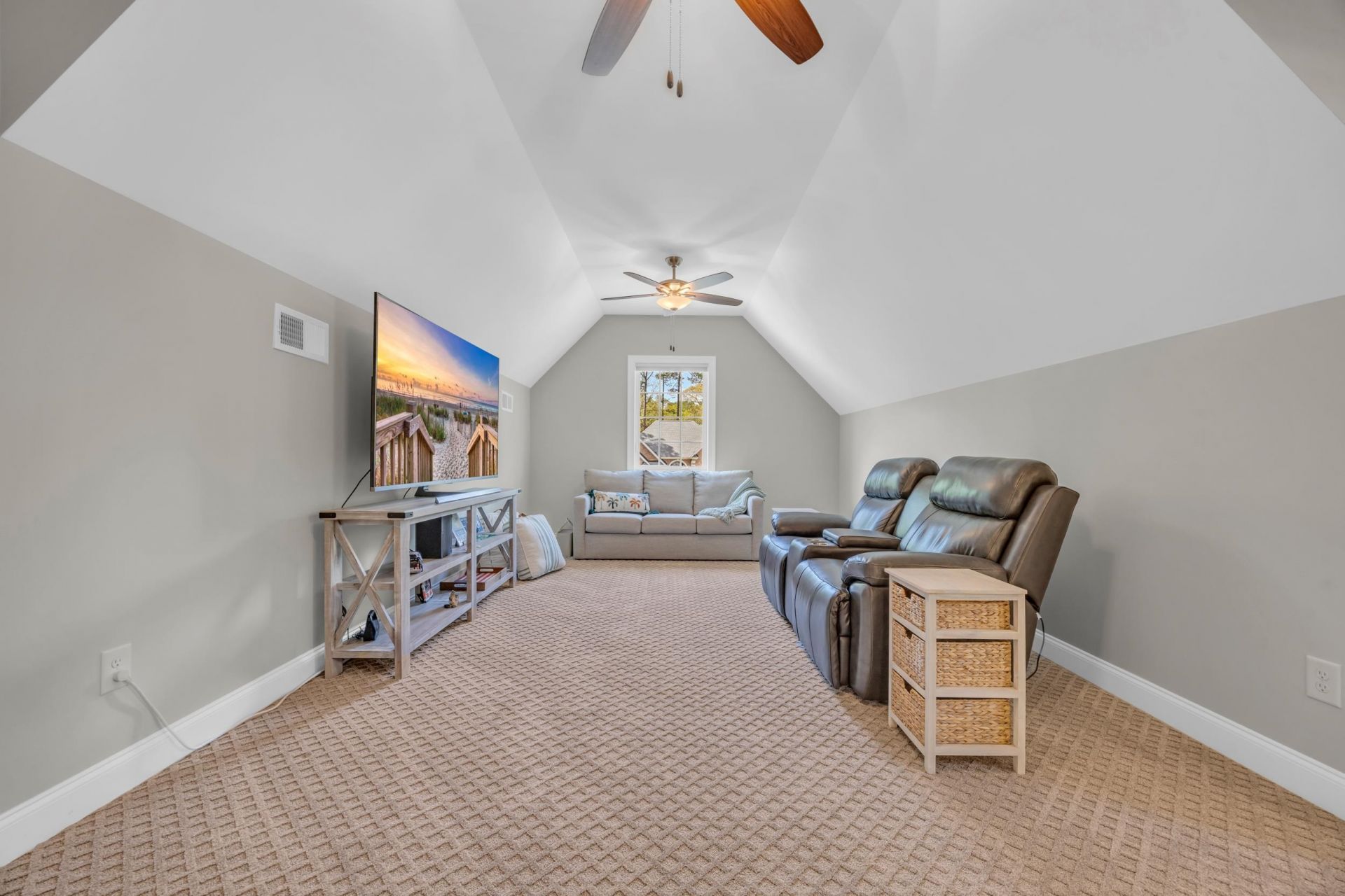 181 Highwood Circle Photo 39