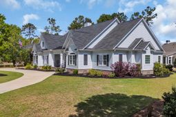 181 Highwood Circle photo 4