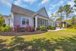 181 Highwood Circle photo 4