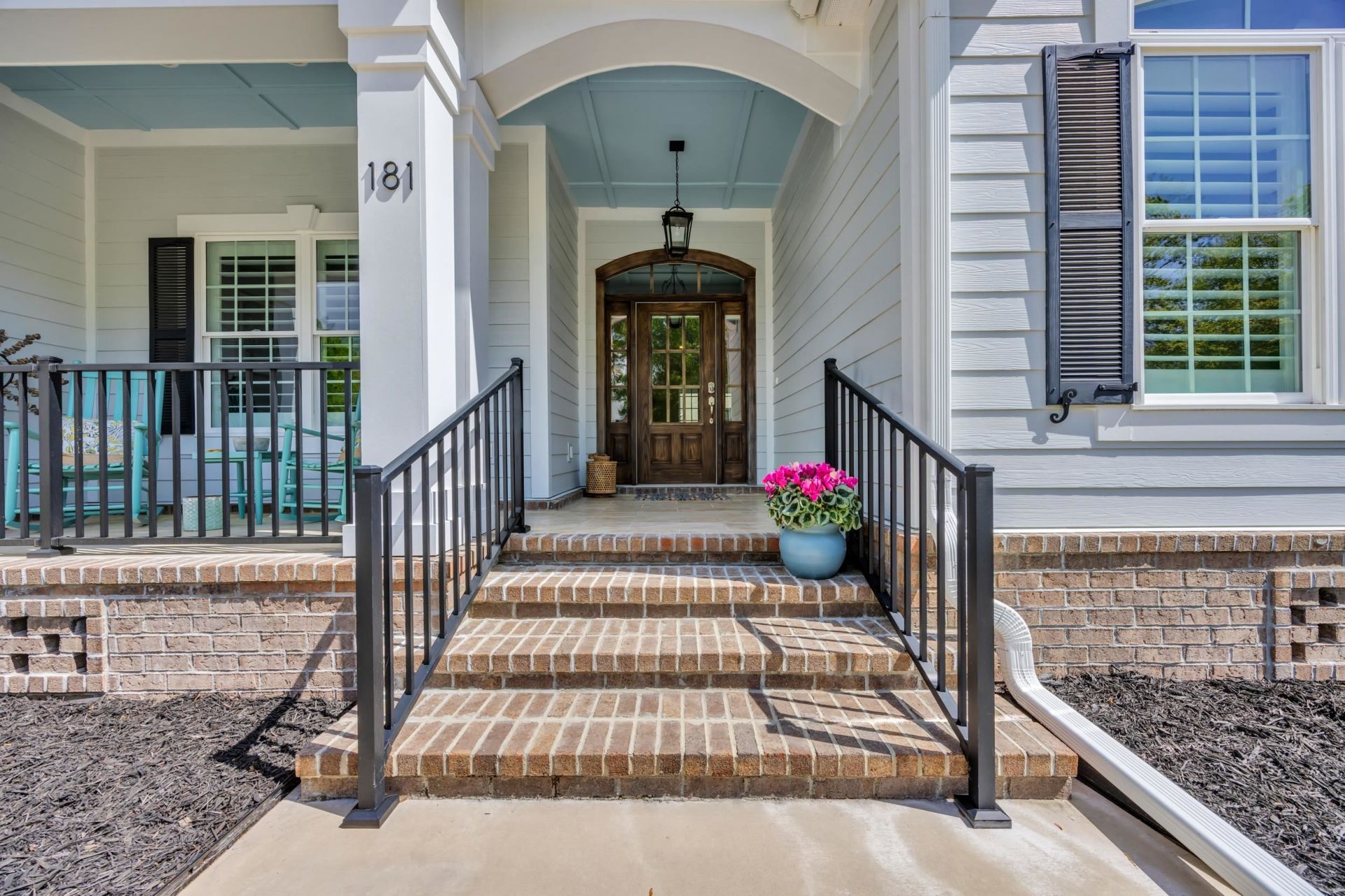 181 Highwood Circle Photo 8