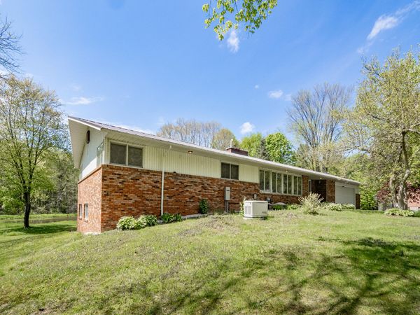 220 26th Street, Allegan, MI 49010