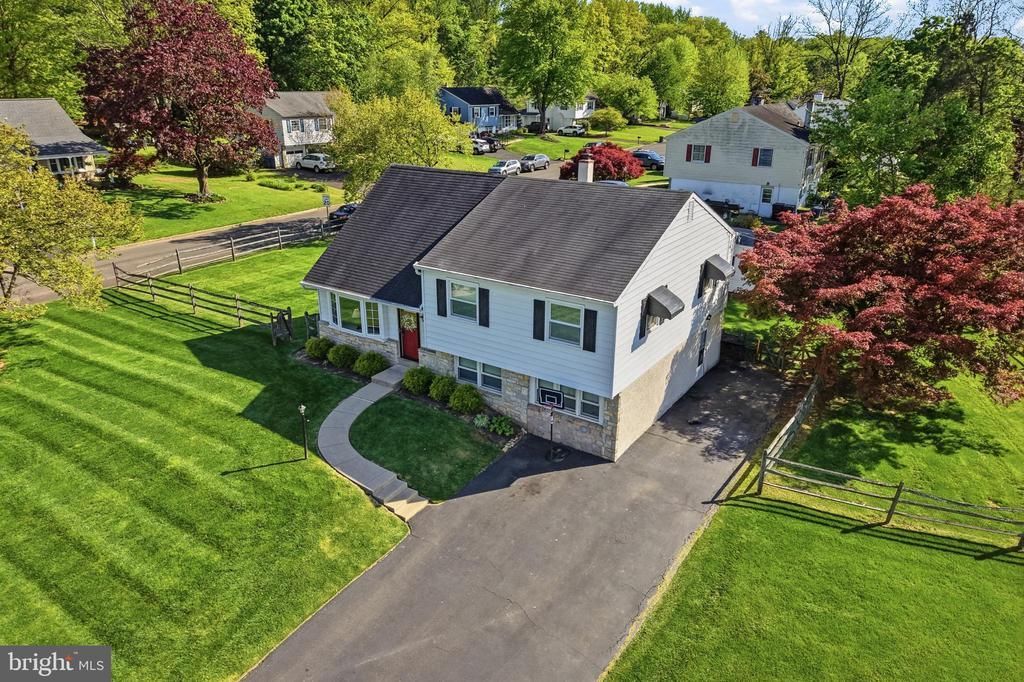 122 DOLLY LANE, CHALFONT, PA 18914
