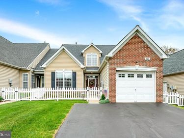 202 DORCHESTER DRIVE, SELLERSVILLE, PA 18960