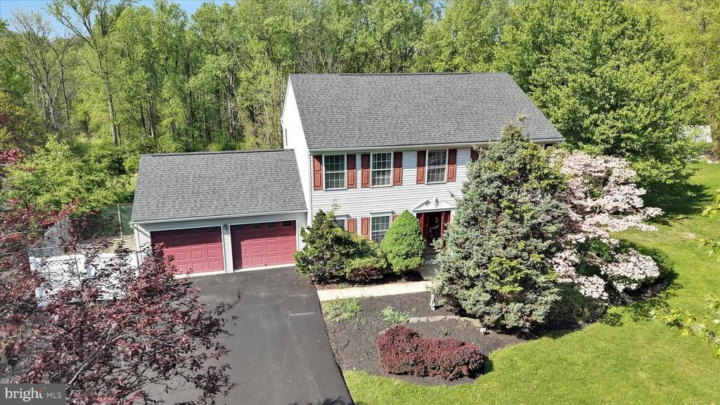 20 MAPLE SHADE LANE, FLEETWOOD, PA 19522