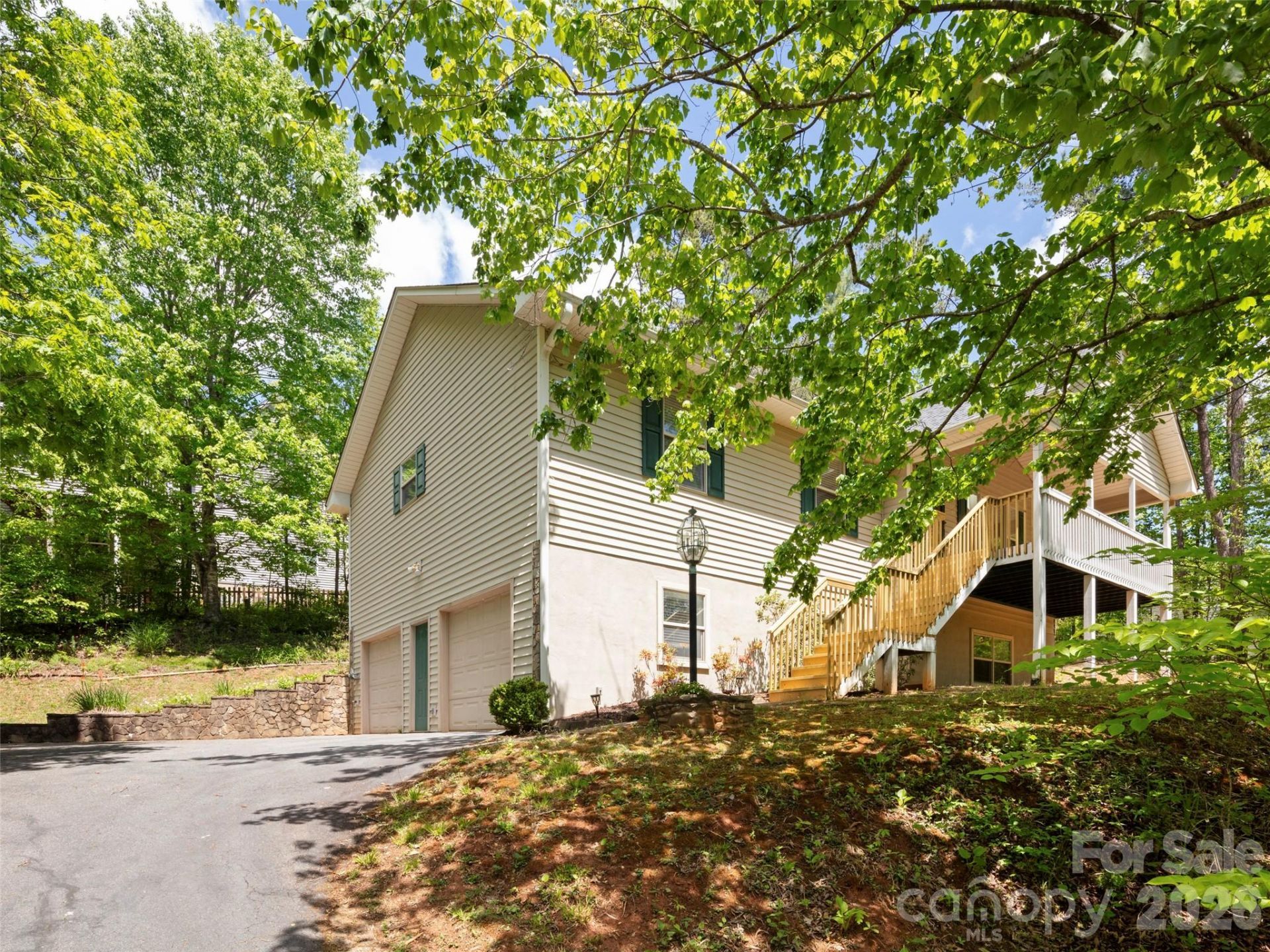38 Evening Shade Drive, Weaverville, NC 28787 Main Photo