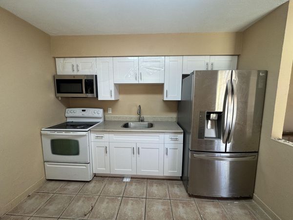 210 SW 2nd Terrace, Dania Beach, FL 33004
