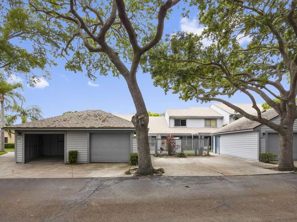 6215 SE Georgetown Place, Hobe Sound, FL 33455