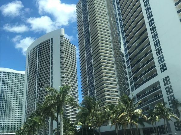 1850 S Ocean Drive, Unit 4202, Hallandale Beach, FL 33009