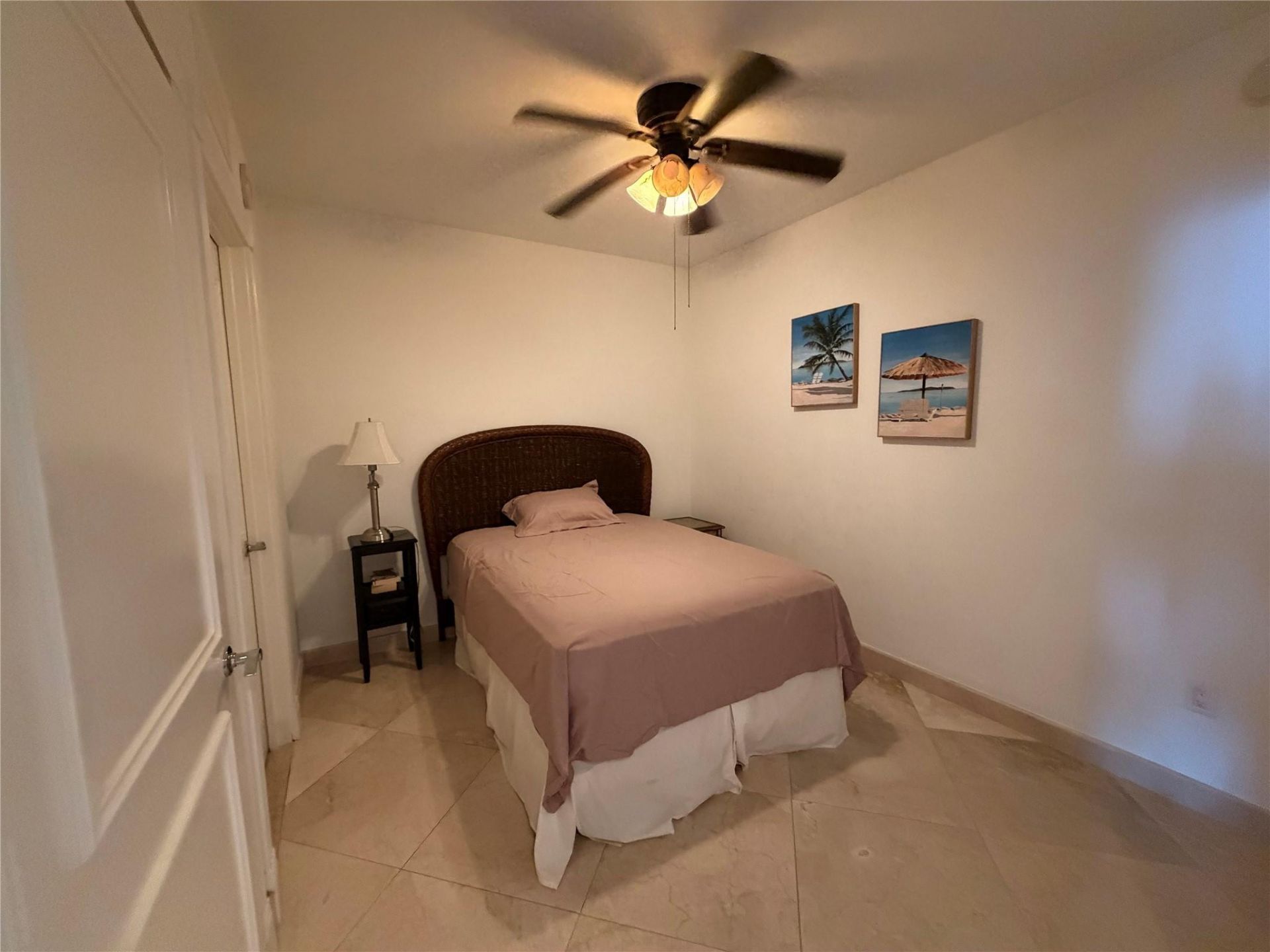 1850 S Ocean Drive, Unit 4202, Hallandale Beach, FL 33009 Photo