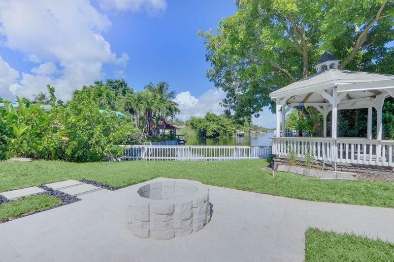 1808 N 17th Ave Avenue N, Lake Worth Beach, FL 33460 Photo
