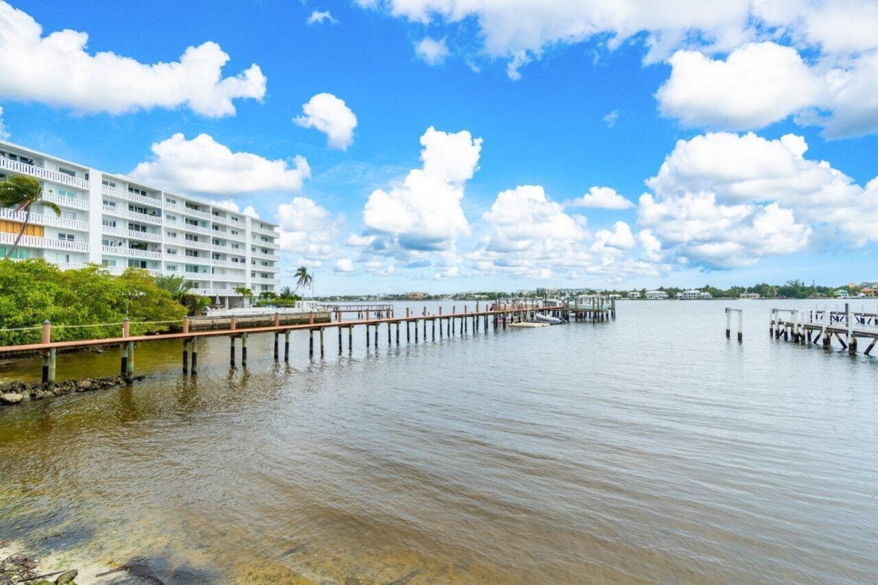 324 N Lake Drive, Lantana, FL 33462 Photo