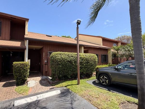 407 SE 14th Street, Dania Beach, FL 33004